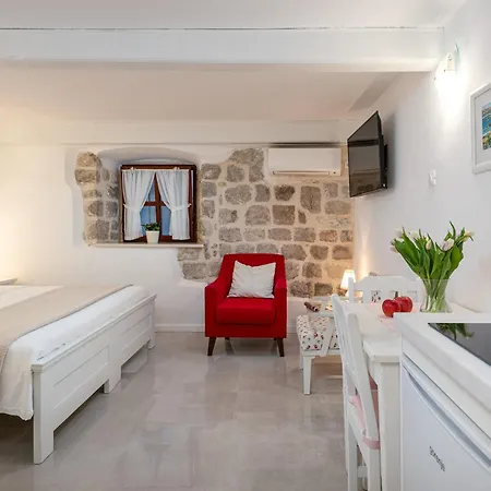 Apartament Stulli 1