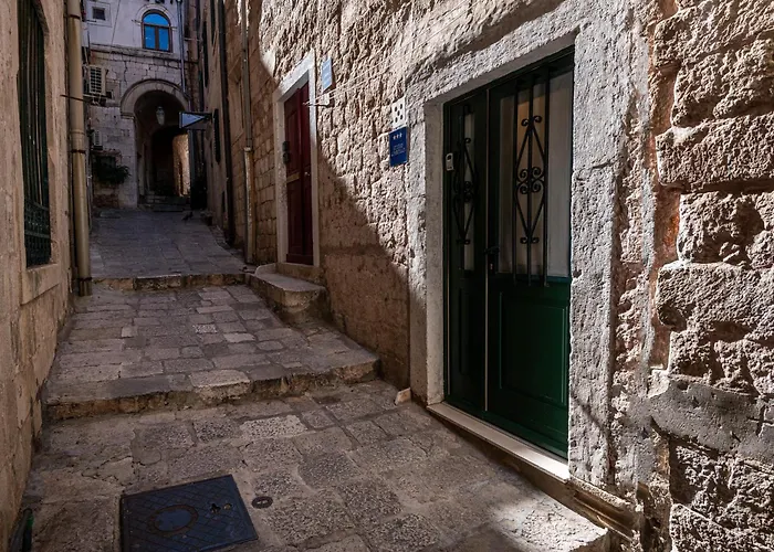 Appartement Stulli 1 *